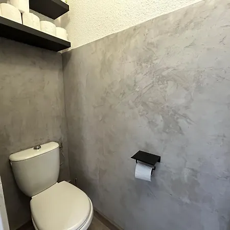 6 Personnes, Terrasse, Parking Privatif - Fr-1-837-50